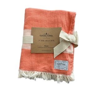 Jillian Harris x Tofino Towel from the Summer 2023 Jilly box